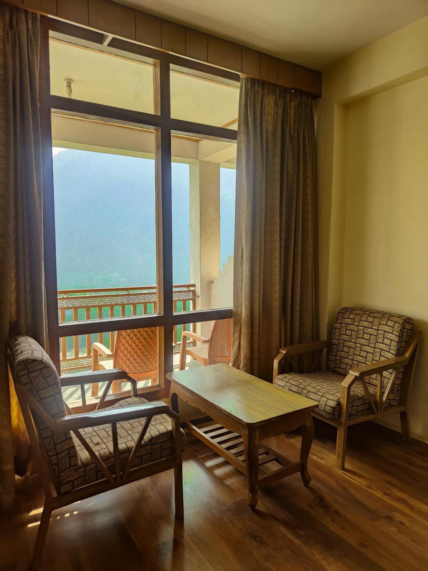 Hotel Arohi Vashist ภายนอก รูปภาพ