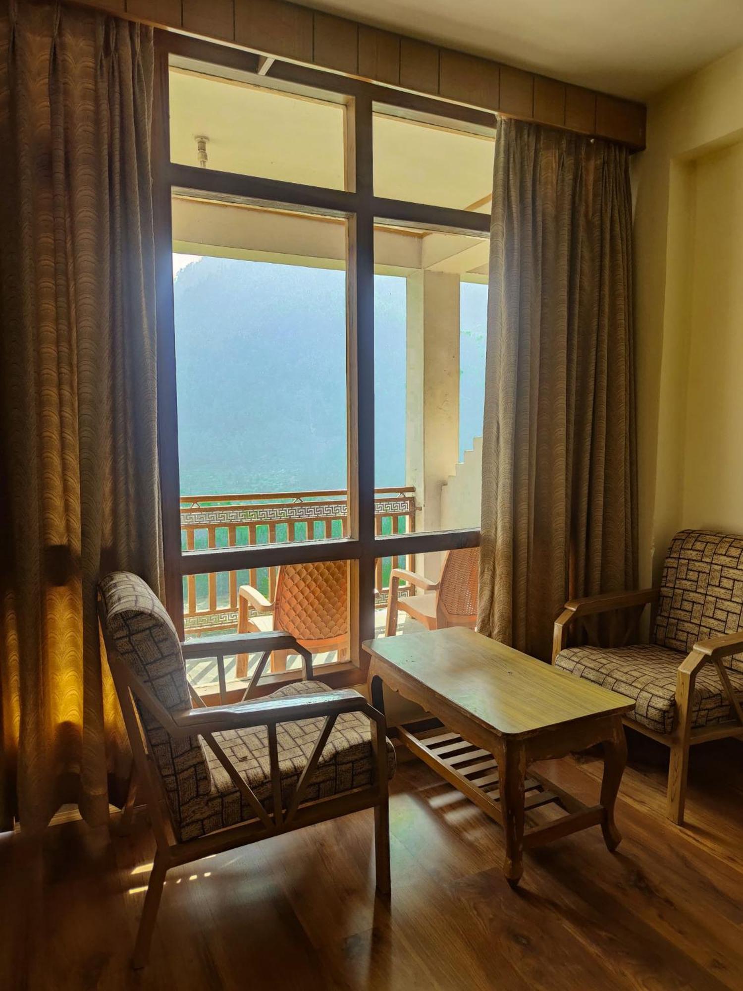 Hotel Arohi Vashist ภายนอก รูปภาพ